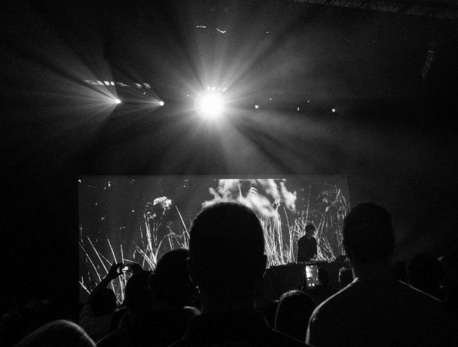 Koncert Christian Lӧffler w Gdańskim Teatrze Szekspirowskim. Publika na koncercie.
