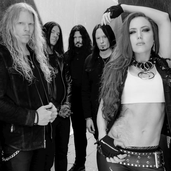 Obraz artykułu Arch Enemy: Nadal uwielbiam metal. Zarówno muzykę, jak i całą związaną z nią kulturę