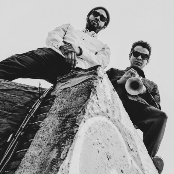 Obraz artykułu Aquiles Navarro & Tcheser Holmes - "Heritage of the Invisible II"