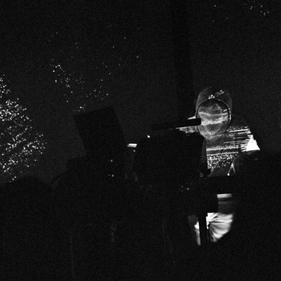 Obraz artykułu Jak przeżyłam noc w psychiatryku. Koncert Squarepushera