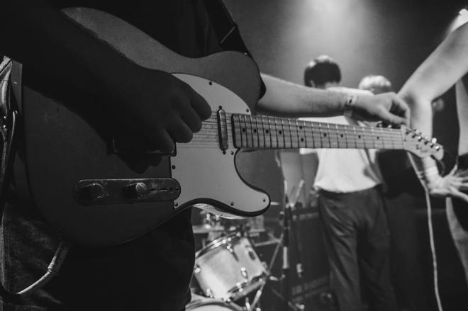 Joy Division - zdjęcie gitary.