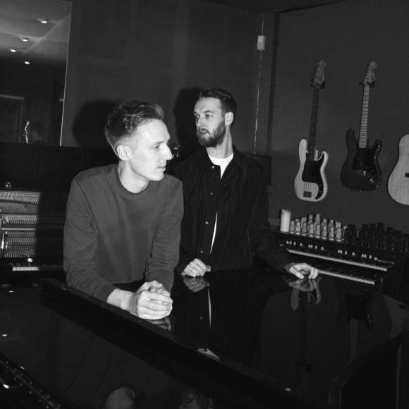 Obraz artykułu "I Got You/Forget Me Not", nowy singiel Honne